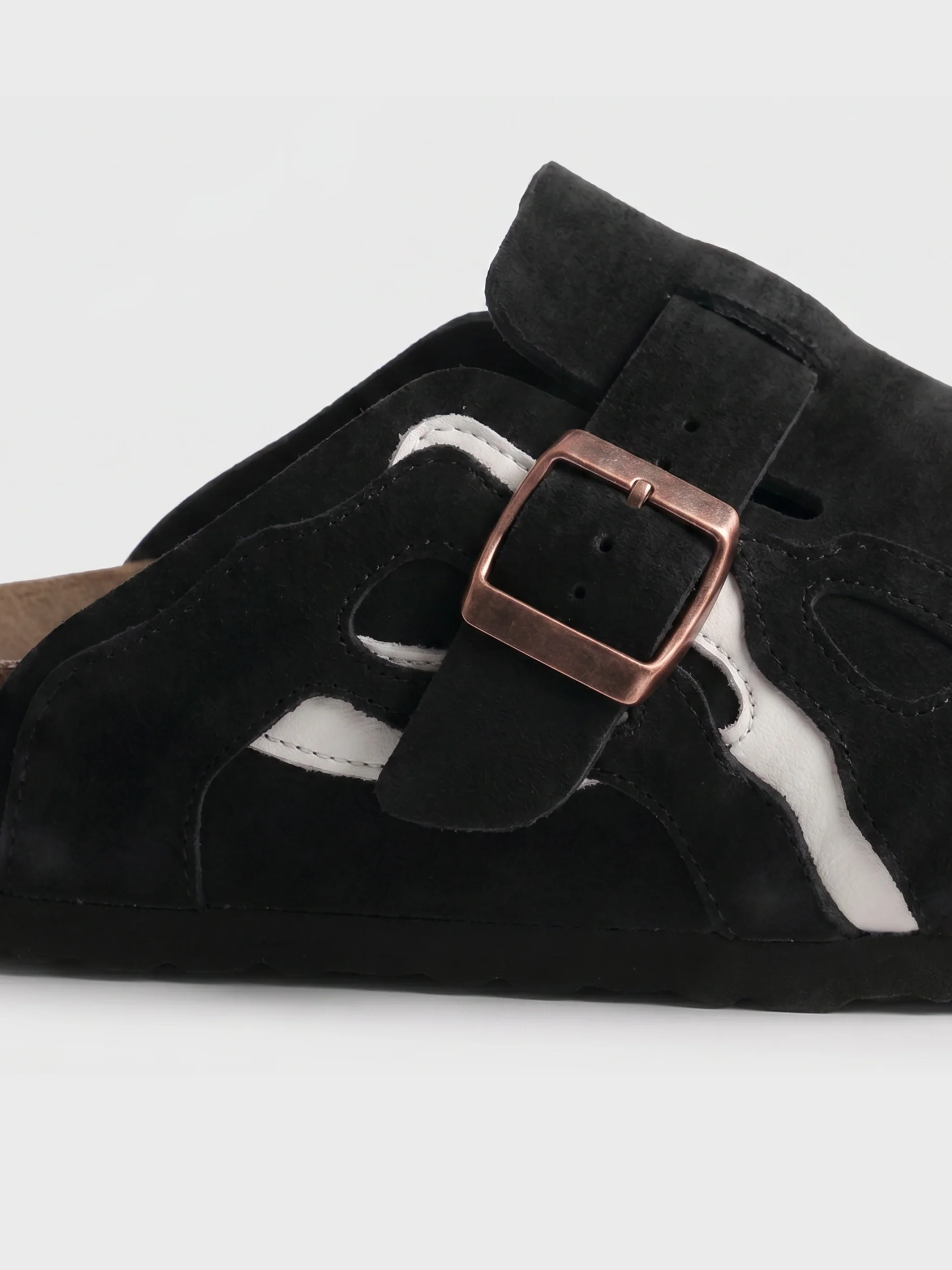 DCRB Wavey Clogs - Black - Image 6