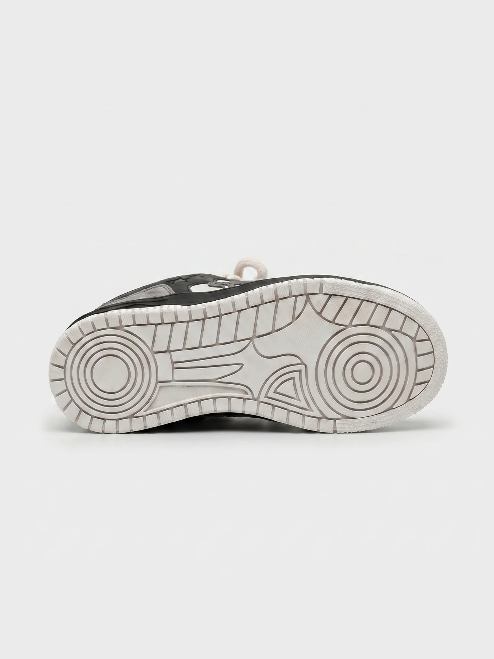 Retro Heart Sneaker - Image 4