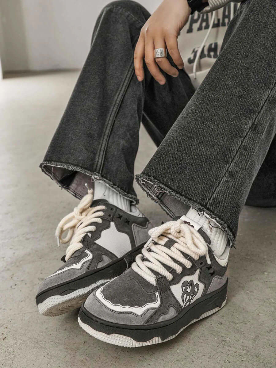 Retro Heart Sneaker - Image 8